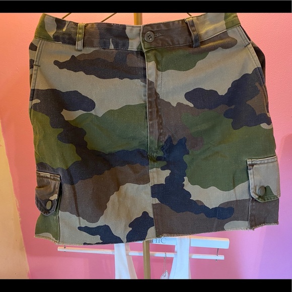Camo skirt - Picture 2 of 3
